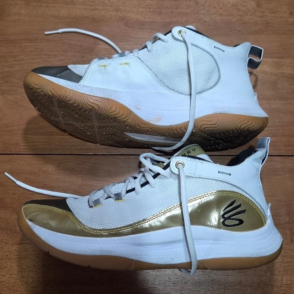 Stephen Curry Under Armour Curry Shoes White Gold Men's‎ 9 | Charity Listing